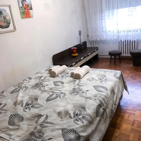 Maki Apartment *